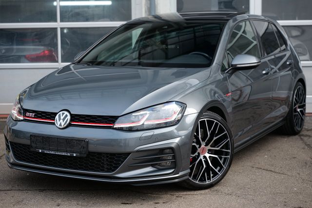 Volkswagen Golf GTI Performance DSG NAVI+LED+PANO+ACC+VIRTU