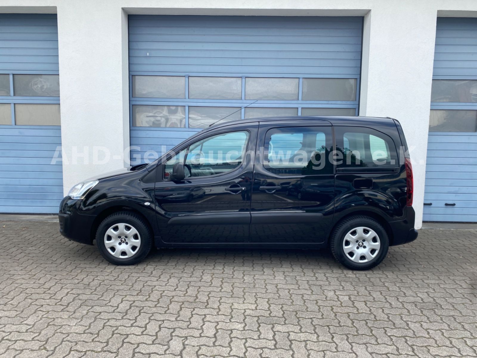 Fahrzeugabbildung Peugeot Partner Tepee 1.6