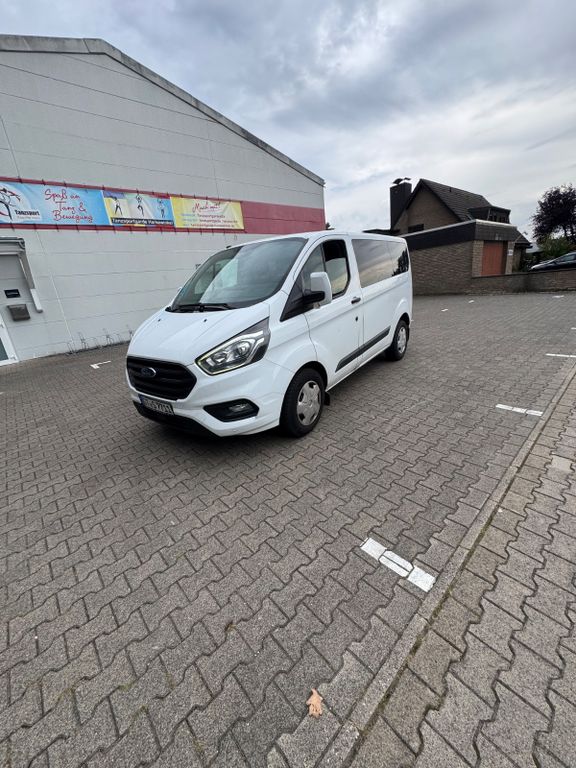 Image of Ford Transit Custom