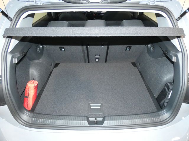 Golf 1.5 TSI LIFE NEUES MODELL LED ACC APP PDC