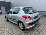 Peugeot 206 + Tüv 06/2027 5 Türig Top gepflegt - Peugeot 206 mit Benzin-Antrieb: Sportsitze