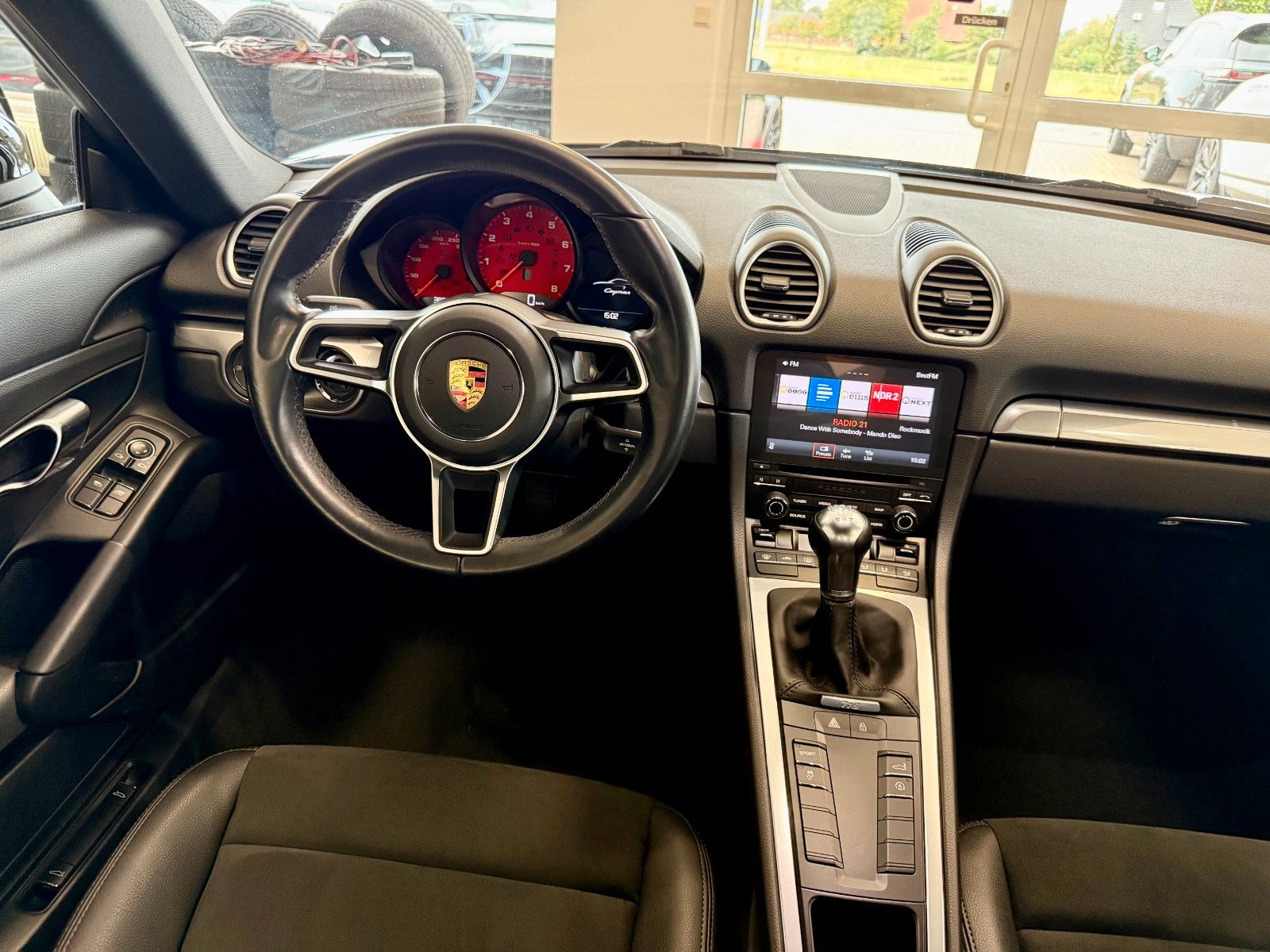 Fahrzeugabbildung Porsche 718 Cayman 6-Gang, Xenon, 20Zoll, 1.Hand