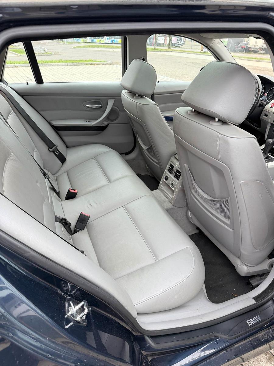 BMW 325 2006 — photo 6