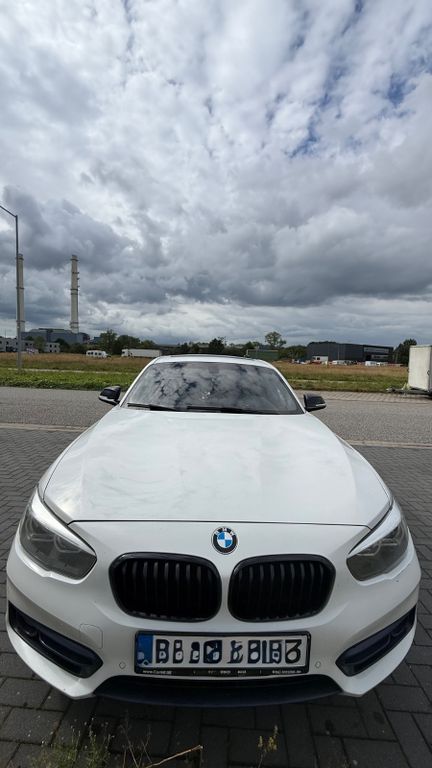 Image of BMW 120
