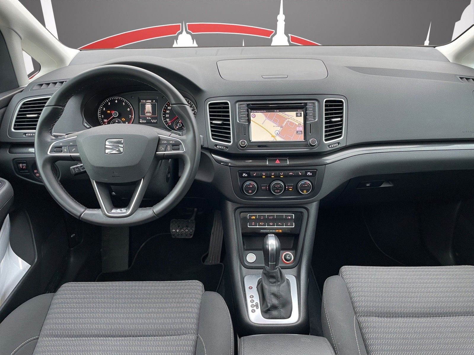 Fahrzeugabbildung SEAT Alhambra 1.4TSI DSG AHK/NAVI/XENON/SHZ/ACC/7Sitz