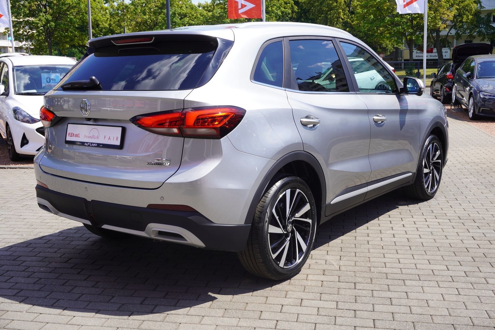 MG ZS