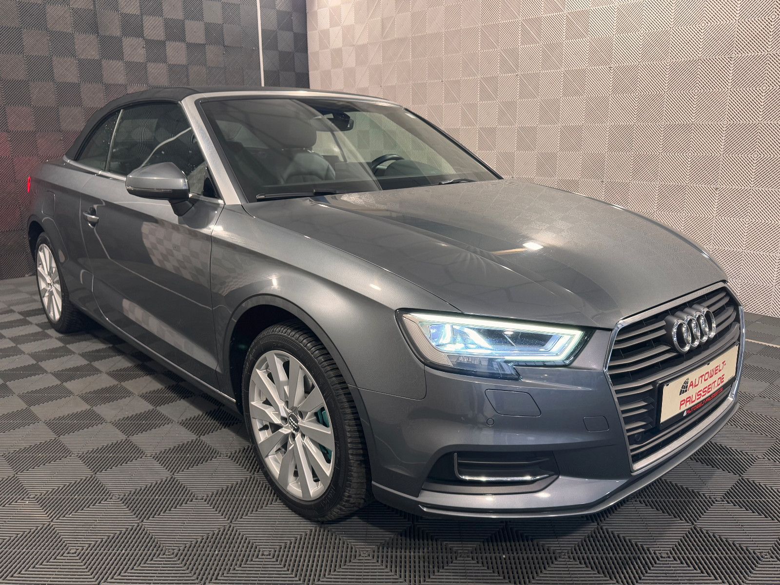 Gebrauchtwagen Audi A3 A3 Cabrio*DESIGN*LED-PDC V+H-DSP SOUND-TEMP-17" in Horb am Neckar