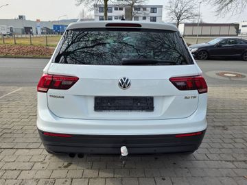 Volkswagen Tiguan - 5