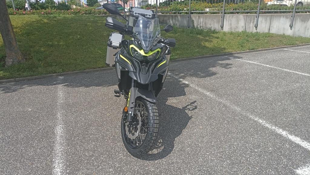 Benelli TRK 702 X E5 - kostenloses Kofferset