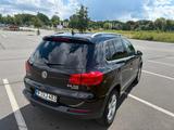 Volkswagen Tiguan 2.0 TDI 4MOTION Sport & Style AHK - Volkswagen Tiguan aus 2012 mit Diesel-Antrieb
