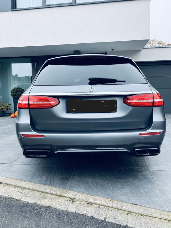 Mercedes-Benz E 63 AMG