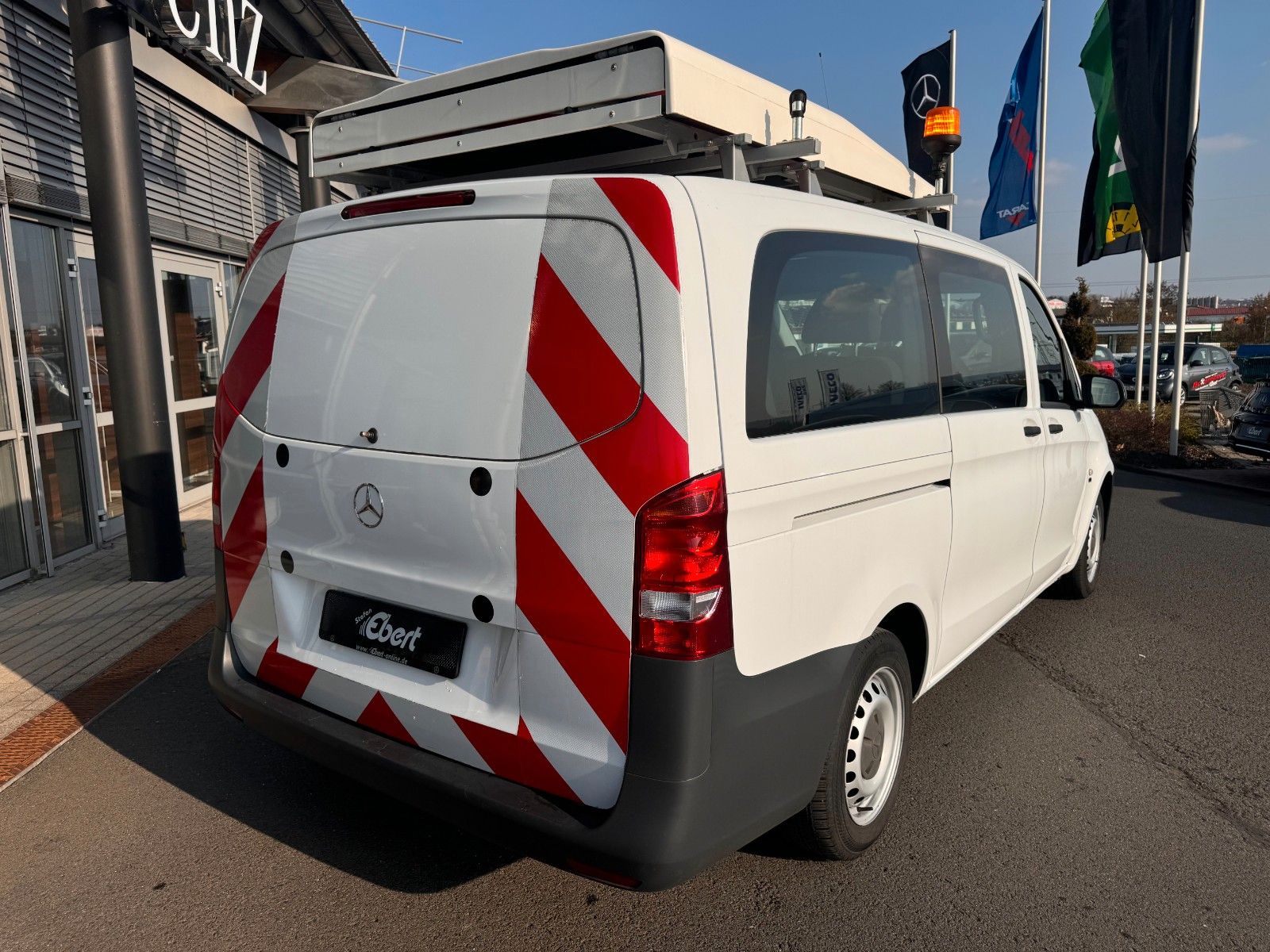 Fahrzeugabbildung Mercedes-Benz Vito 111 CDI Tourer Begleitfahrzeug BF3+ / WVZ