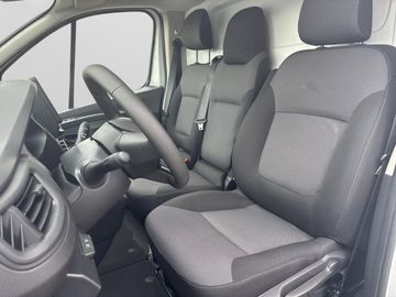 Renault Trafic - 10