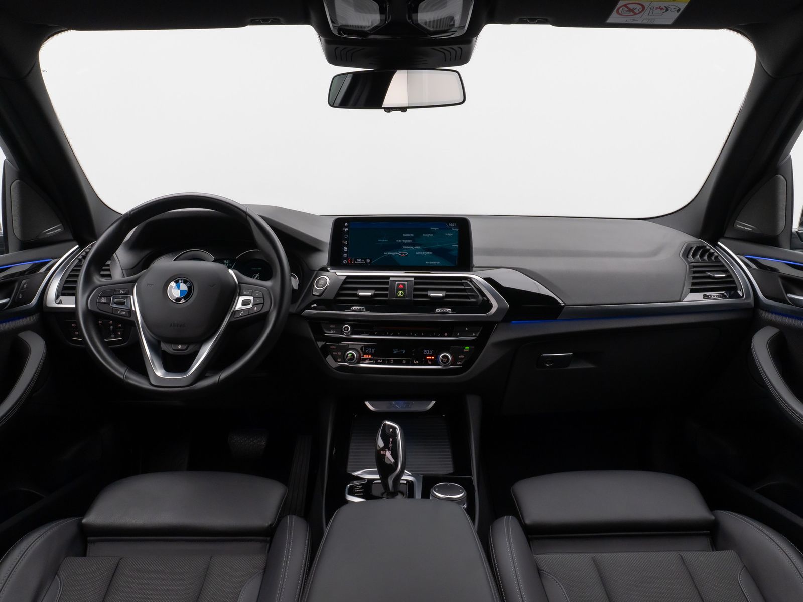 Fahrzeugabbildung BMW X3 xD20d xLine Kamera HUD H/K Komfort Sport 19"