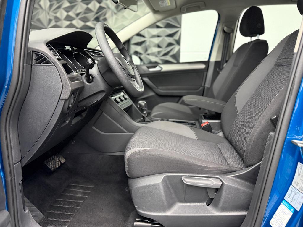 Volkswagen Touran 1.6 TDI DSG, Foto 17 von 50