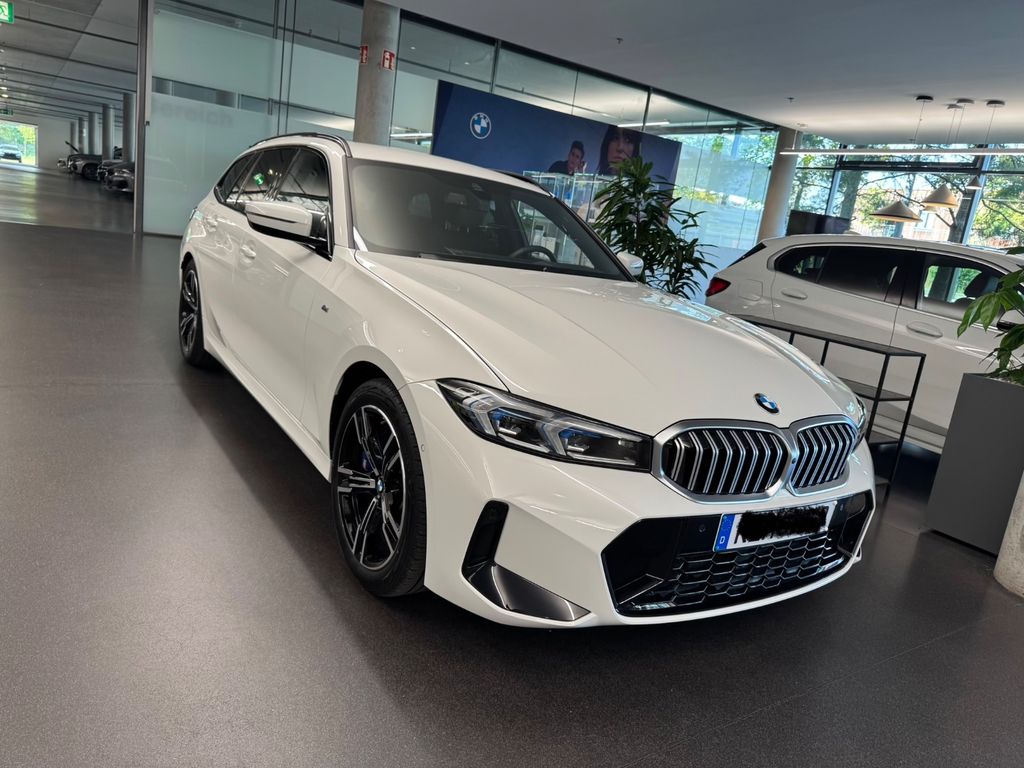 Image of BMW 320