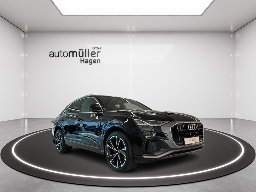 Image of Audi Q8
