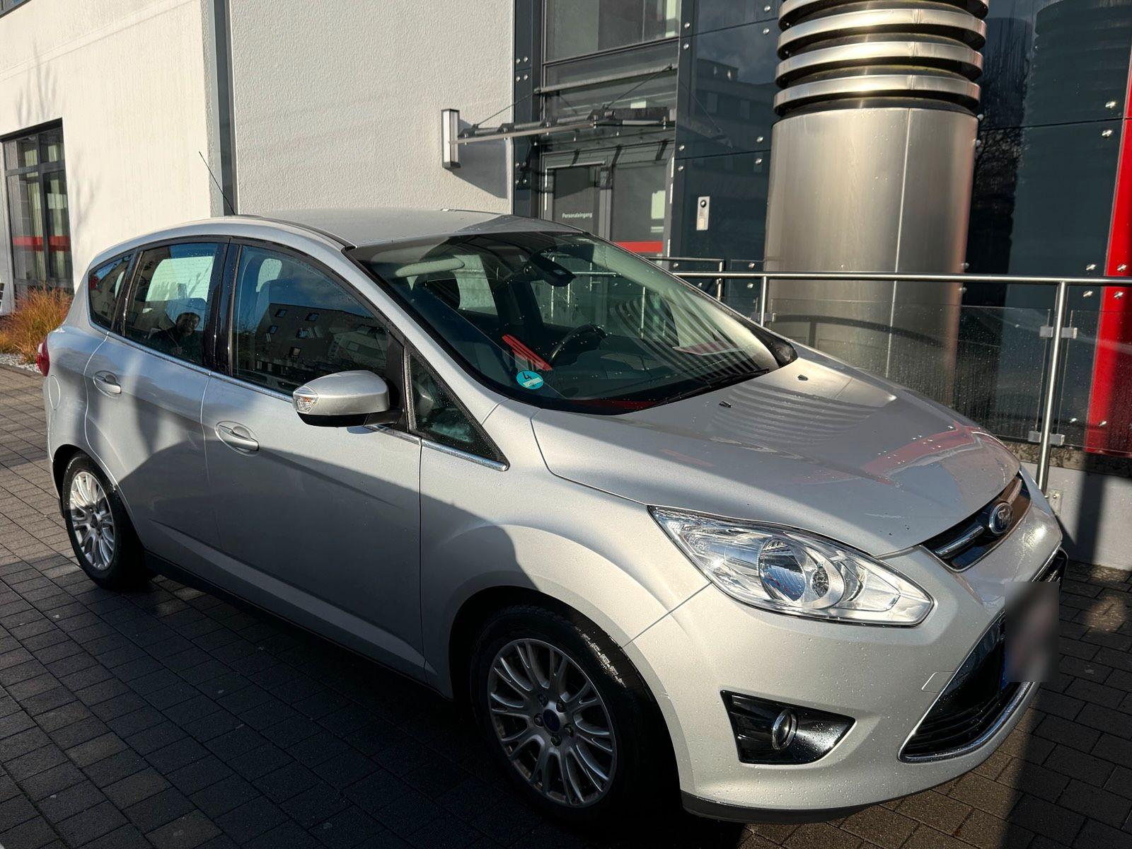 Ford C-MAX 2012 — вигляд ззаду