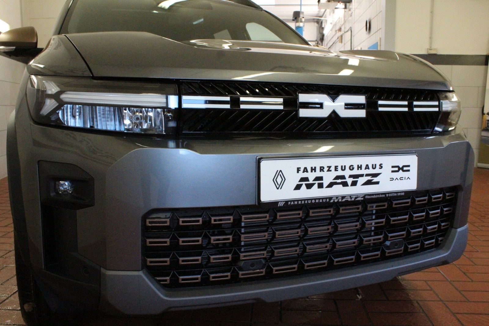 Fahrzeugabbildung Dacia Bigster hybrid 155 Extreme #Winterpaket Plus