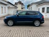 Volkswagen Tiguan Highline BMT/Start-Stopp 4Motion*AHK*ACC* - Volkswagen Tiguan: Blau, Motion