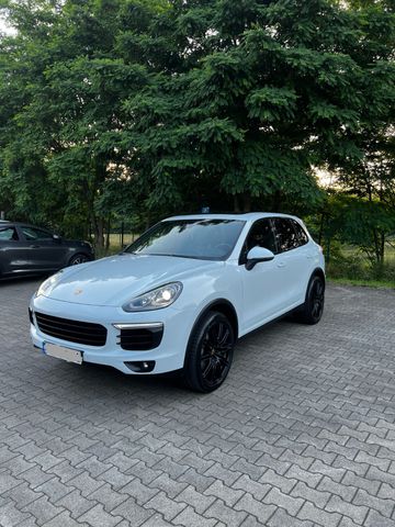 PORSCHE Cayenne S Diesel 4.2 TDI | PANO, AHK, Privacy