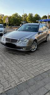 Mercedes-Benz Mercedes E320 CDI - Mercedes-Benz E 320 aus 2005: Cdi