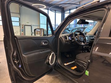 MYAUTOCENTER – Gebraucht- und Jahreswagen mit Werkstattservice in Pfaffenhofen Jeep Renegade Limited 4WD *2. Hand*Klima*Kamera*Navi*