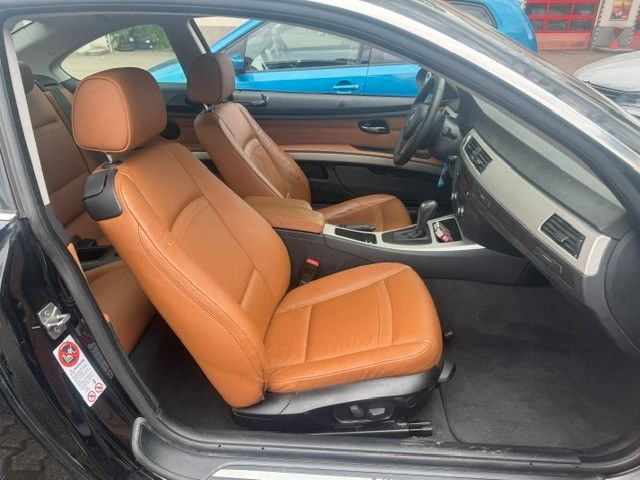 Fahrzeugabbildung BMW 325i Coupe xDrive Xenon Leder Schiebedach MOTOR