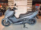 Suzuki Burgmann 400 ABS *geringe Laufleistung* - SUZUKI BURGMAN