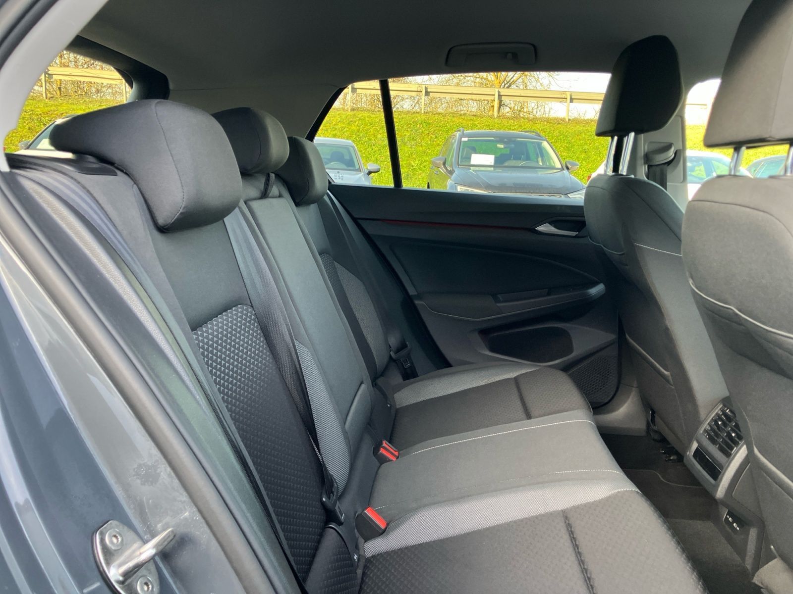 Volkswagen Golf - Bild 16