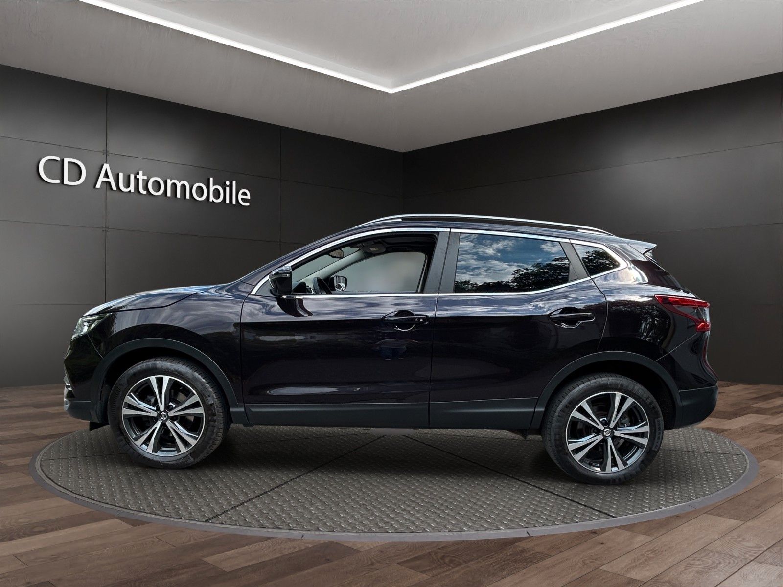 Fahrzeugabbildung Nissan Qashqai Tekna+ Klima/Kamara 360°/Panorama