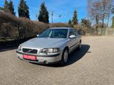Volvo S60 2.4/Anhängerk./Autom. - gebrauchte Volvo S60 aus dem Jahr 2001