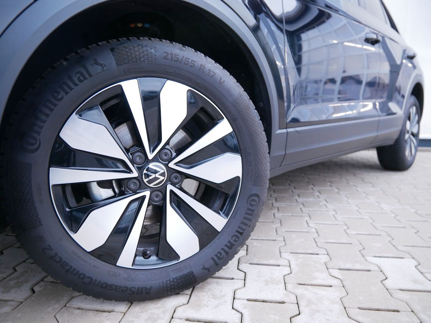 Fahrzeugabbildung Volkswagen T-Roc 1.0 GOAL NEU35T ACC LED SHZ ALU+Allwetter