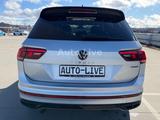 Volkswagen Tiguan 2.0 TDI*4M*DSG*R LINE*PANO*IQ-LED*AHK*360 - Volkswagen Tiguan: 3.0