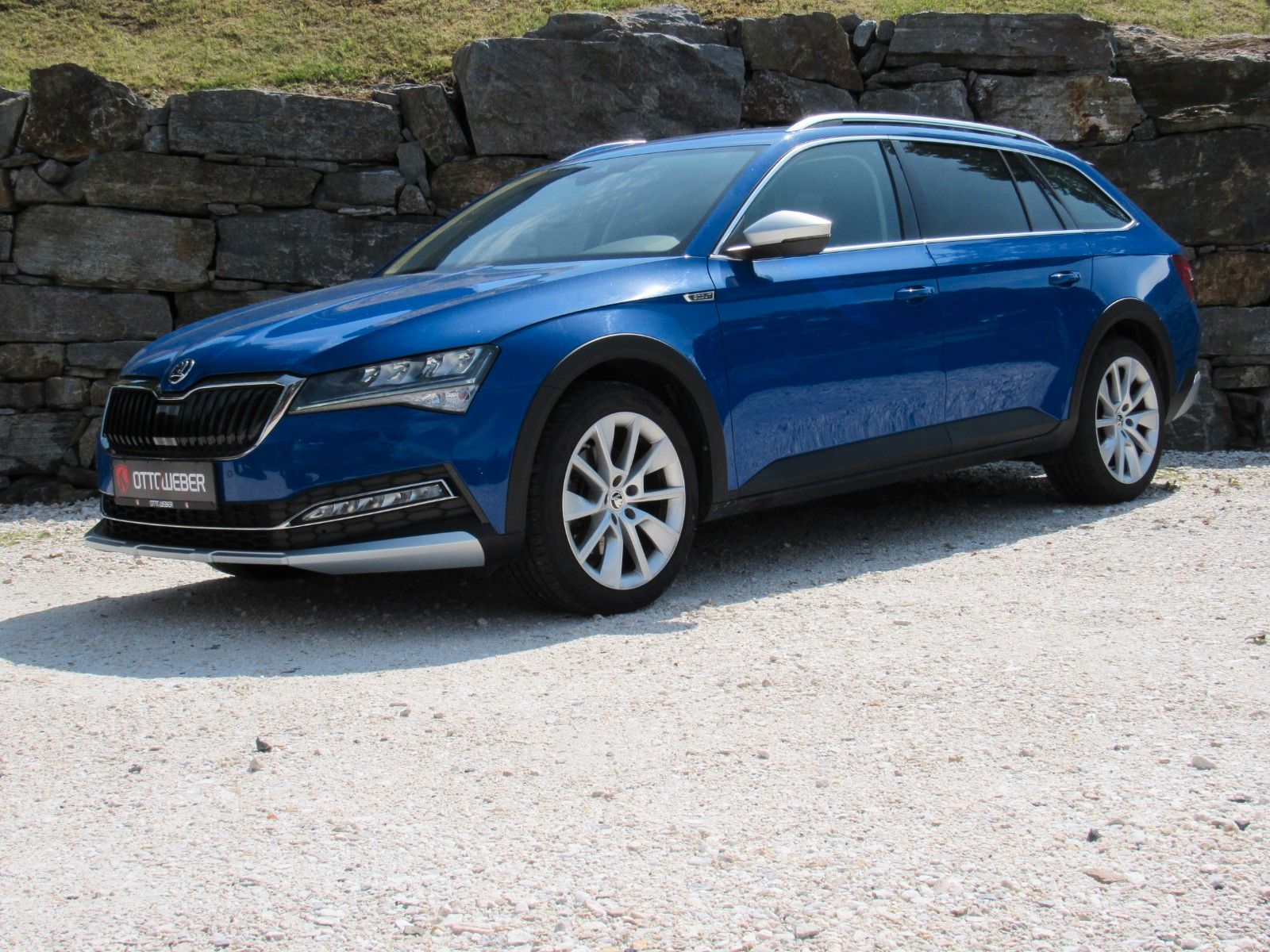 Skoda Superb Combi 2.0 TDI DSG Scout 4x4 NAVI ACC STHZ imagem 2