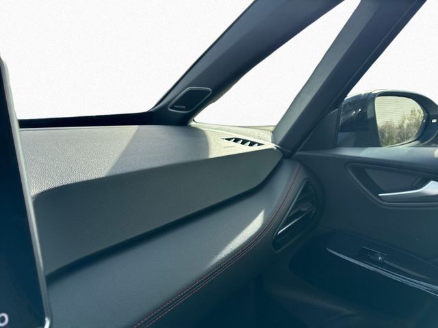 ID.3 GTX +IQ.LIGHT+ACC+PANO+HUD+NAVI+KAMERA+H&K+