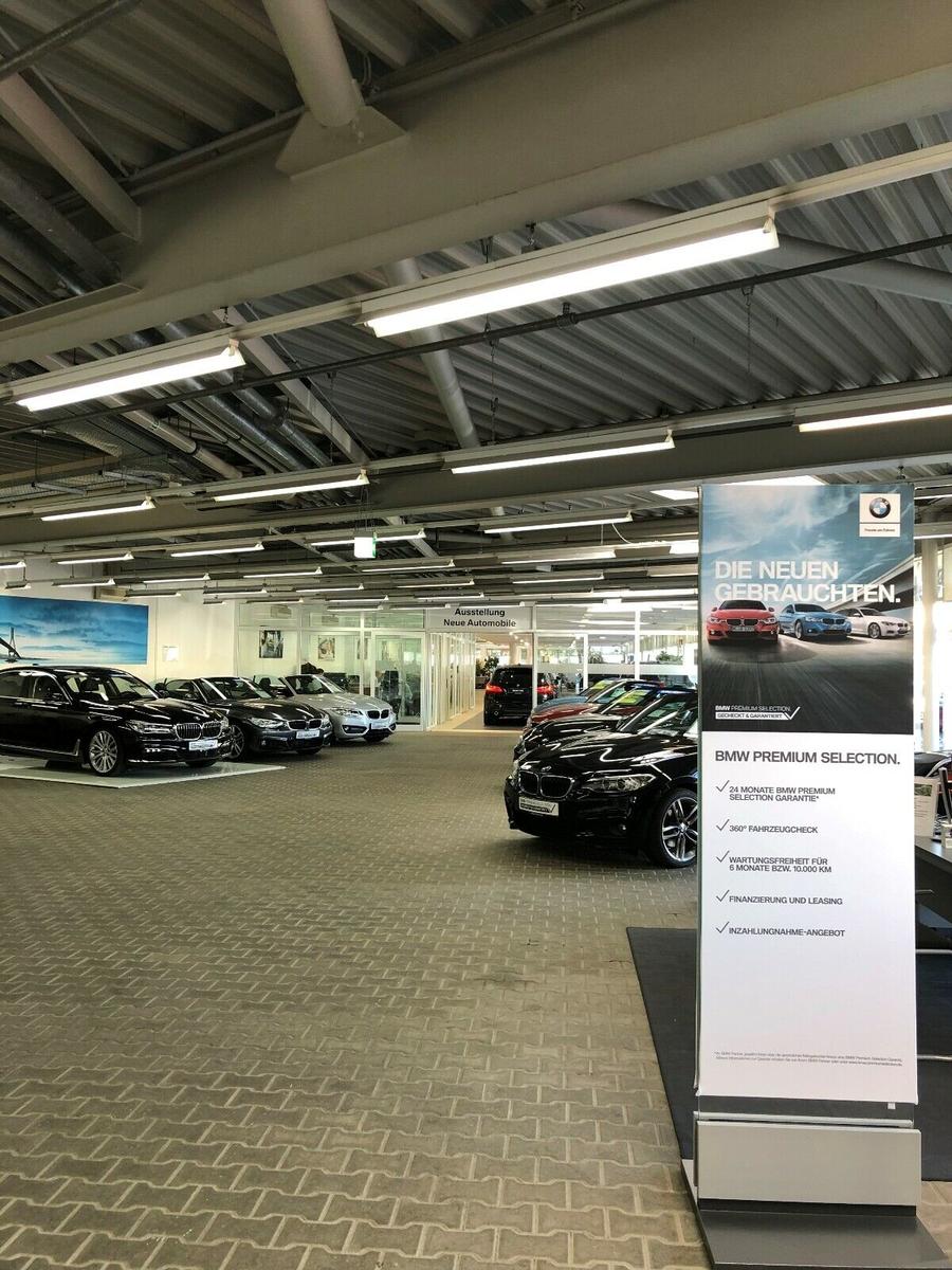 showroom-image-bottom