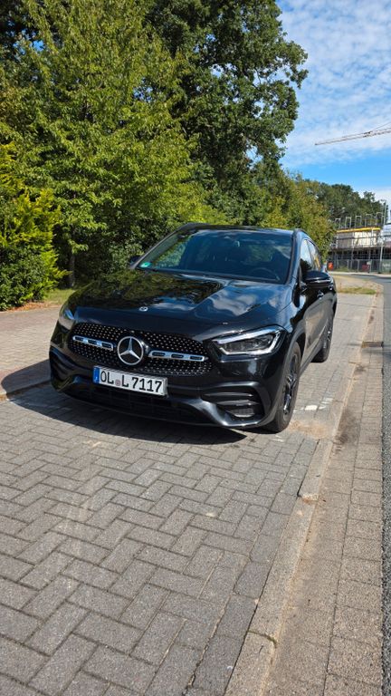Image of Mercedes-Benz GLA 200
