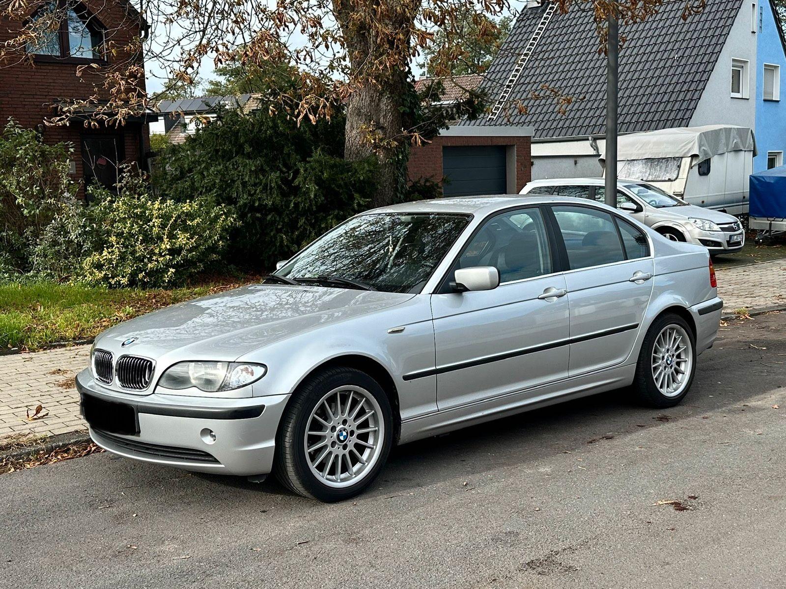 BMW 320