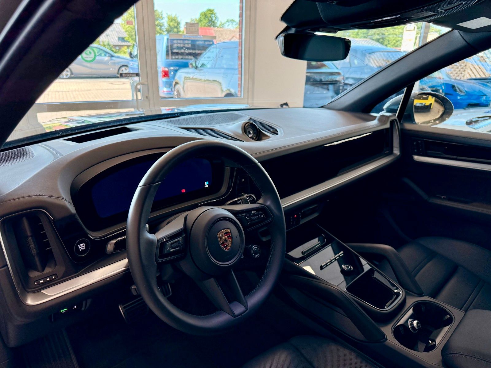 Fahrzeugabbildung Porsche Cayenne S E-Hybrid Panorama/AHK/Massage/HeadUP