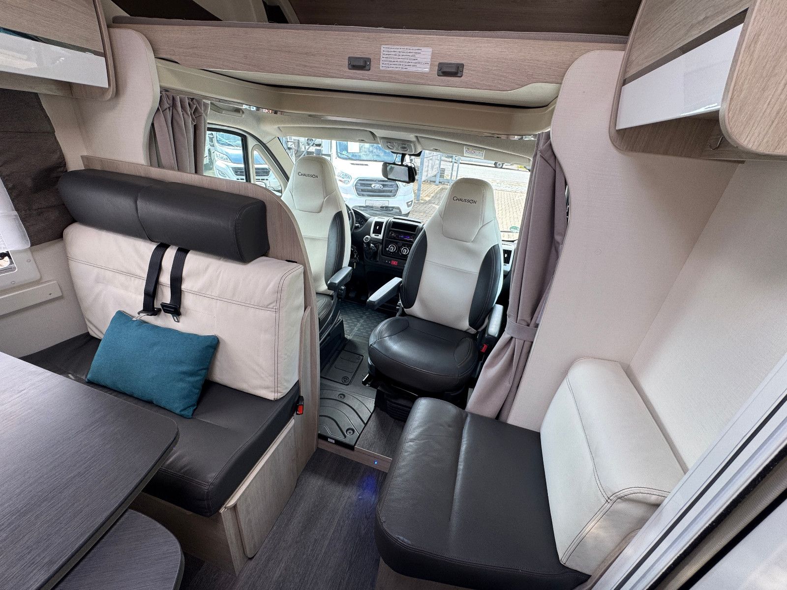Fahrzeugabbildung Chausson Alkoven C714 GA VIP M20 FIAT DUCATO MAXI SOLAR