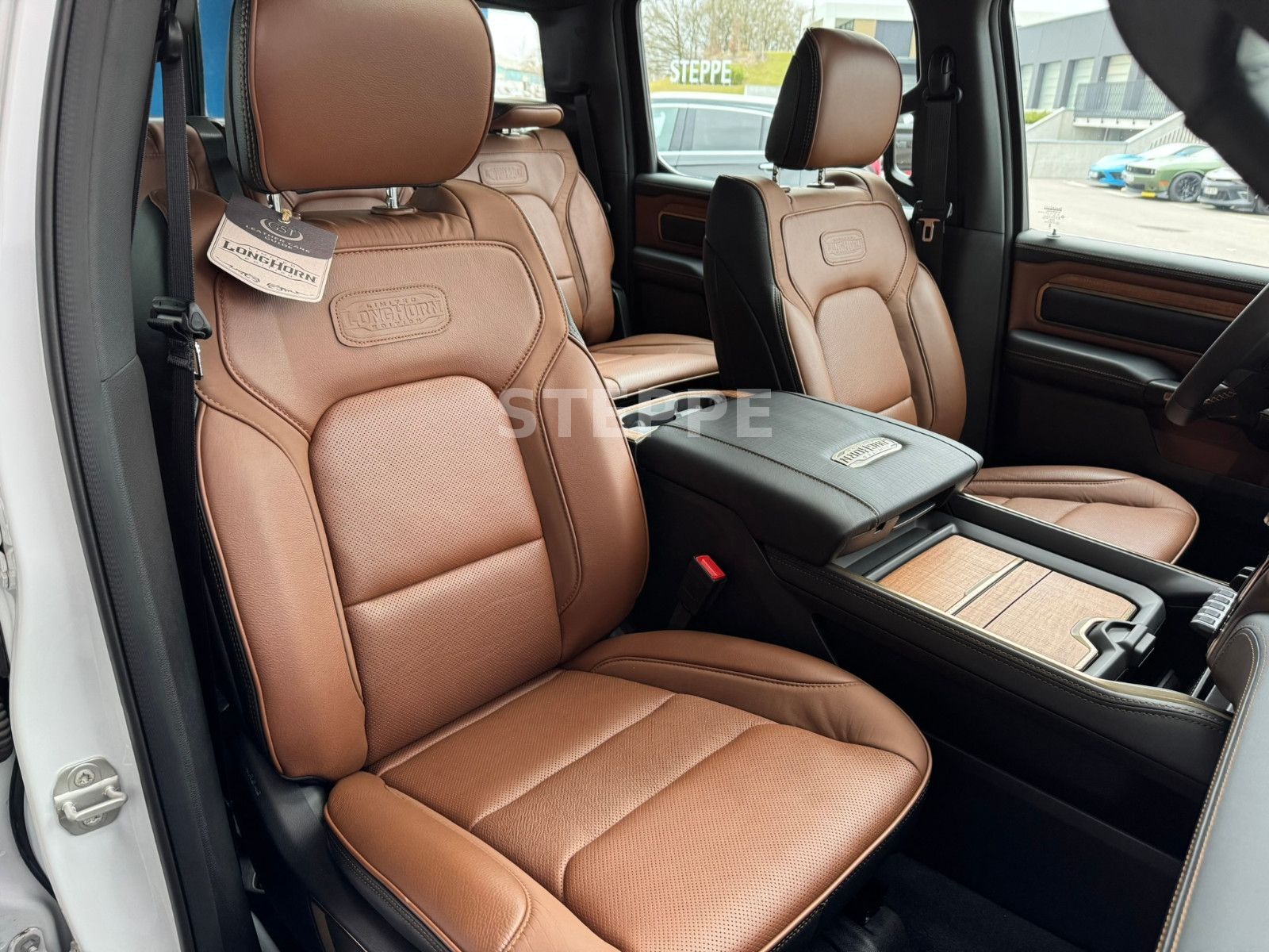 Dodge RAM 1500 5,7 V8 LONGHORN Luftfederung LPG AHK