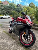 Yamaha YZF-R125  dein Sport-Einstieg. - YAMAHA MOTORRAD 125