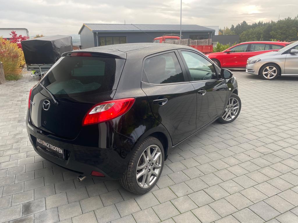 Mazda 2