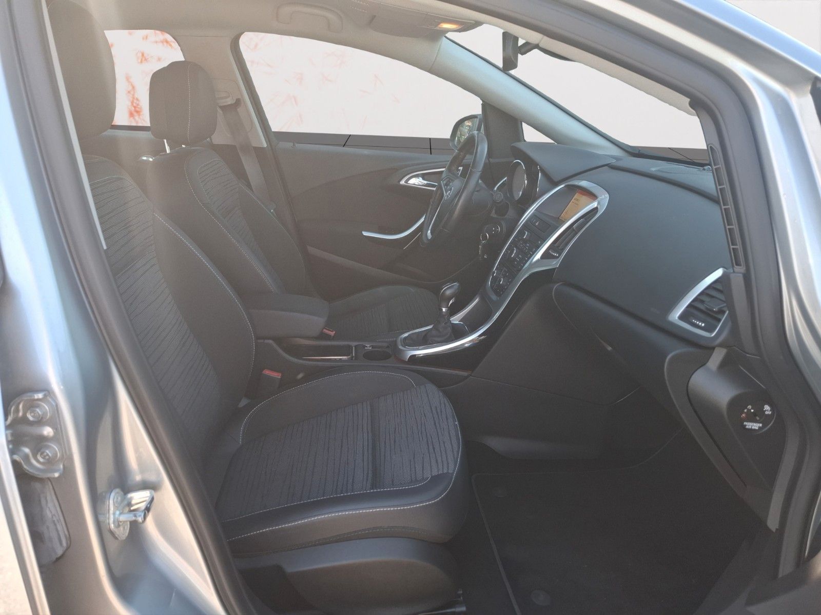 Fahrzeugabbildung Opel Astra J Lim. 5-trg. Energy! beh. LR ! NAVI ! PDC