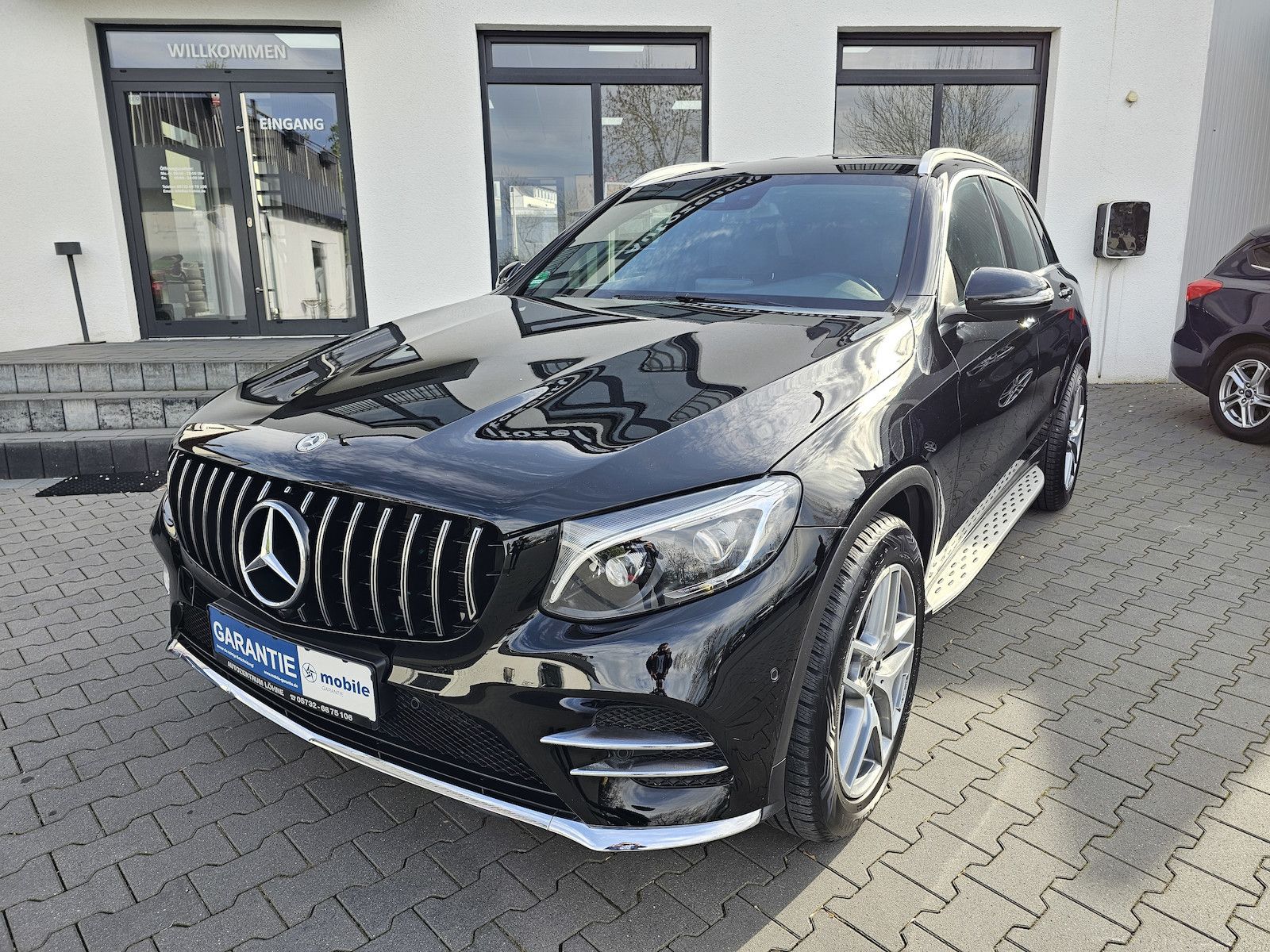 MERCEDES-BENZ GLC 250 d 4M AMG Line LED NAVI KAMERA TEILLEDER