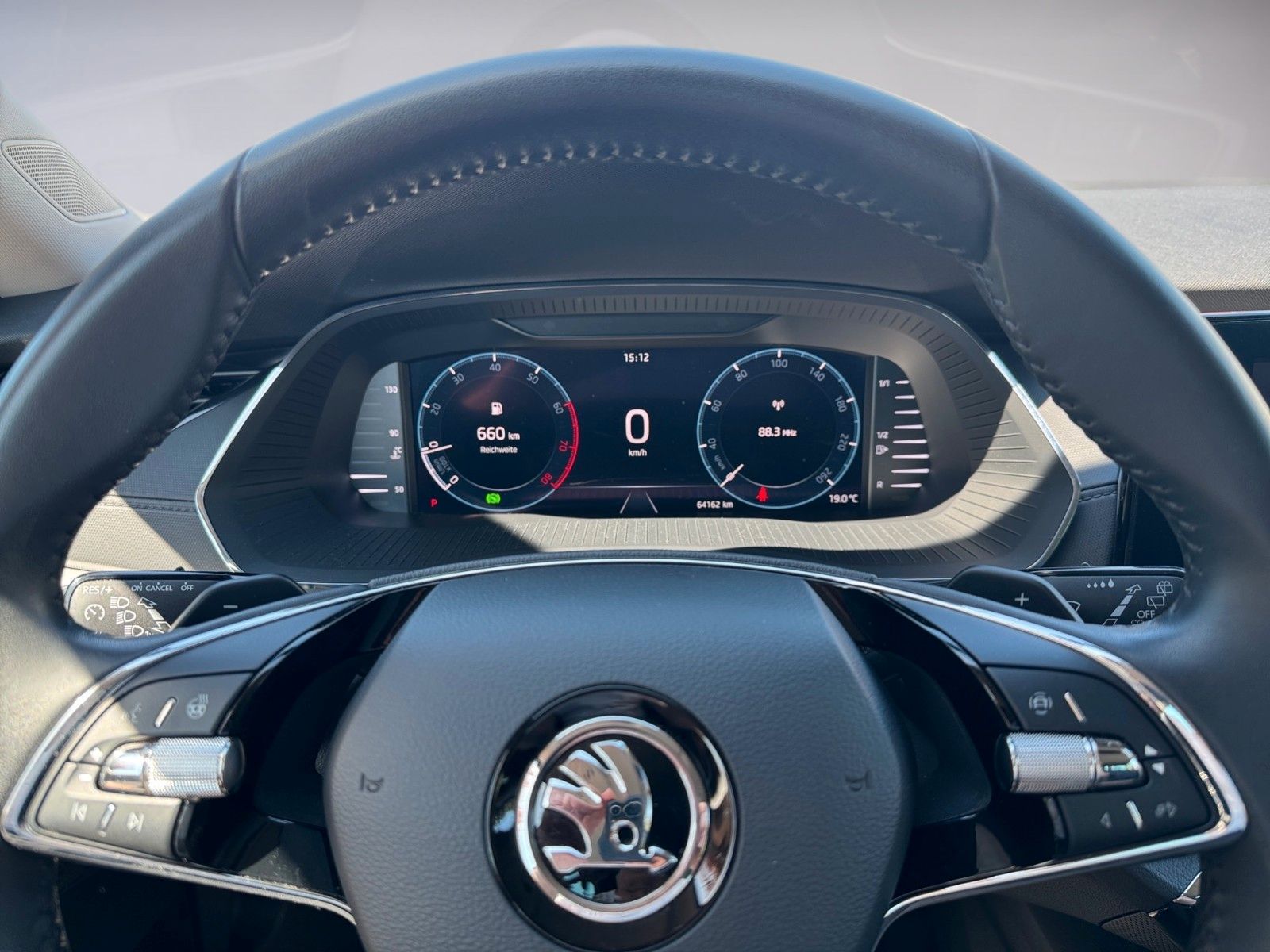Fahrzeugabbildung SKODA Octavia Combi Ambition 1.0 eTSI