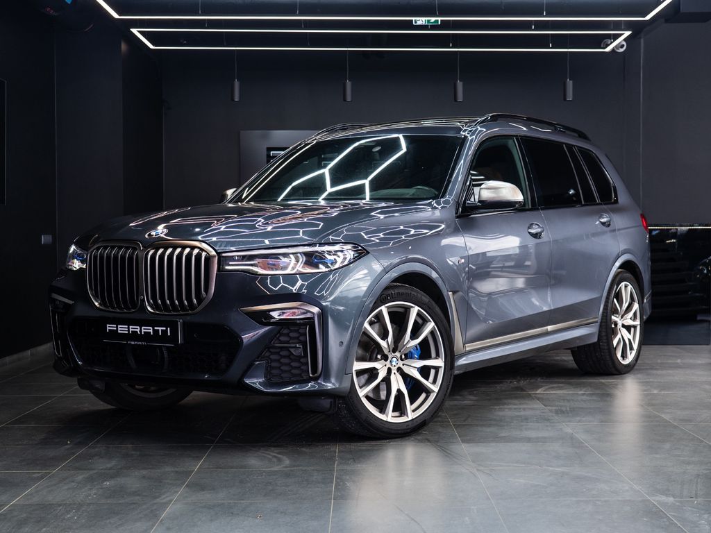 BMW X7 M50