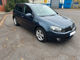 Volkswagen Golf 1.6 TDI BlueMotion BlueMotion - Volkswagen Golf aus 2010: Bluemotion