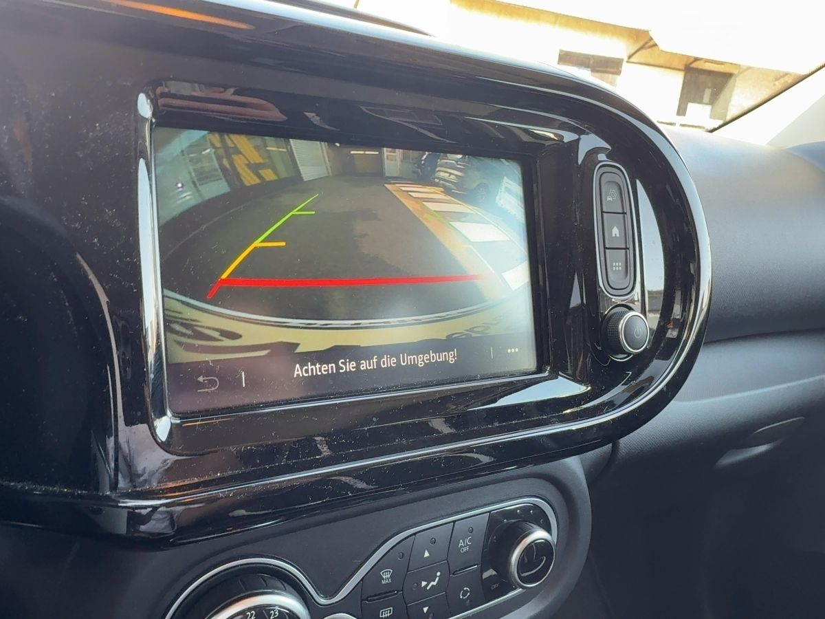 Fahrzeugabbildung Renault Twingo E-TECH 100% el. URBAN NIGHT SHZ KAM NAVI